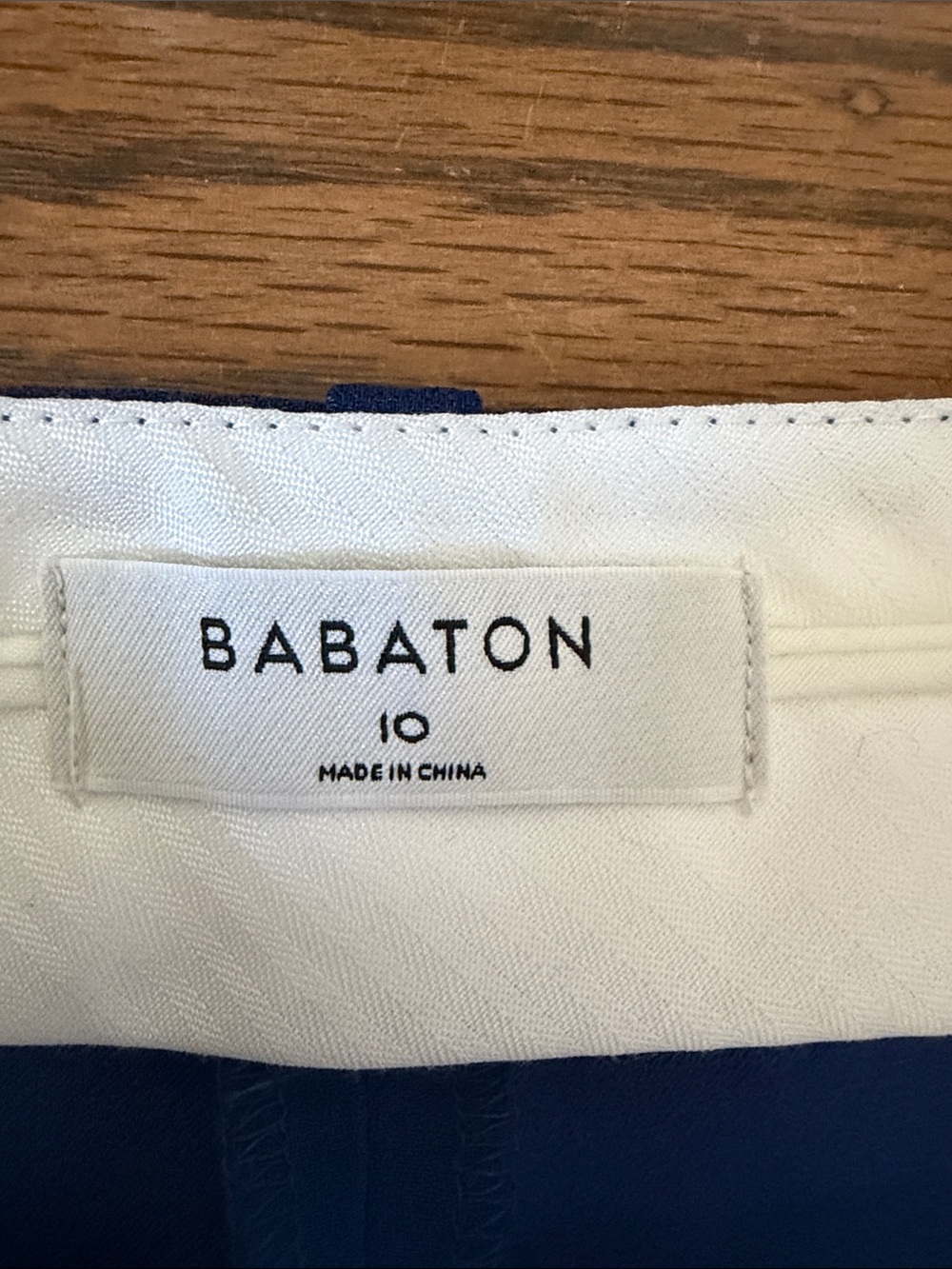 Aritzia Babaton Pleated Wide-Leg Pants in a vibrant royal Blue Size 10 - Picture 7 of 13